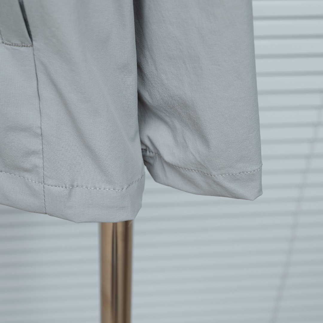 Arc'teryx 款式：始祖鸟 ARC TERYX 速干透气防晒服外套