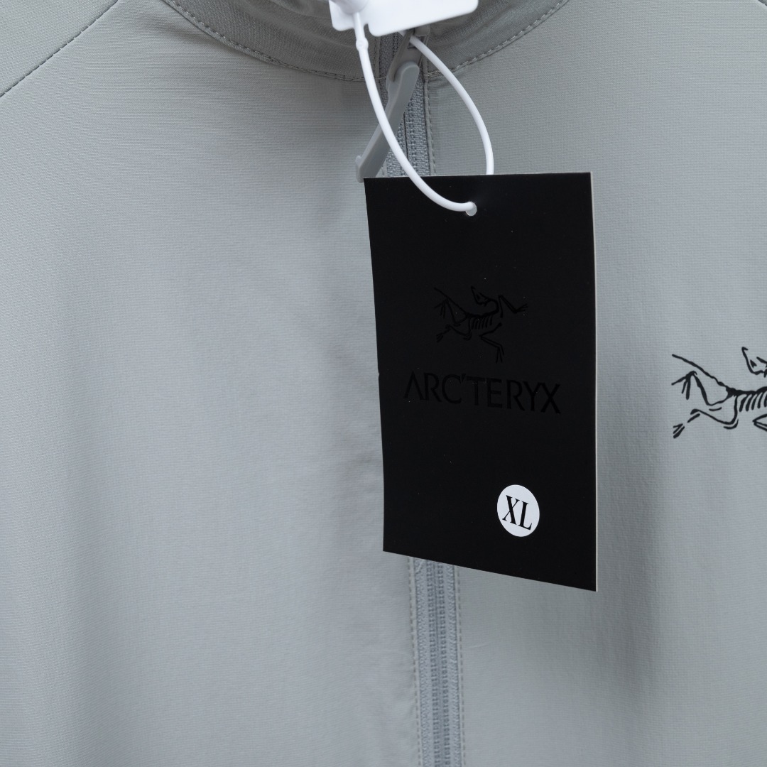 Arc'teryx 款式：始祖鸟 ARC TERYX 速干透气防晒服外套