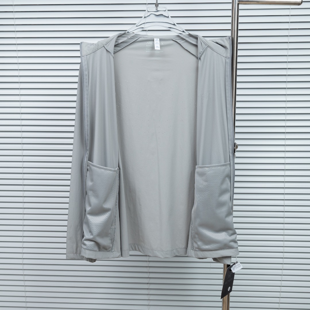 Arc'teryx 款式：始祖鸟 ARC TERYX 速干透气防晒服外套