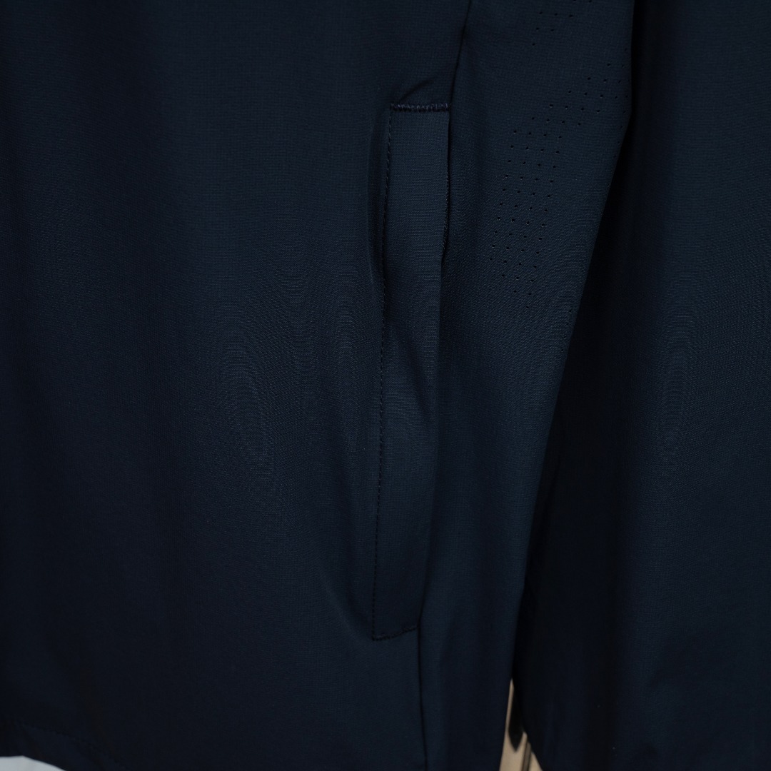 Arc'teryx 款式：始祖鸟 ARC TERYX 速干透气防晒服外套