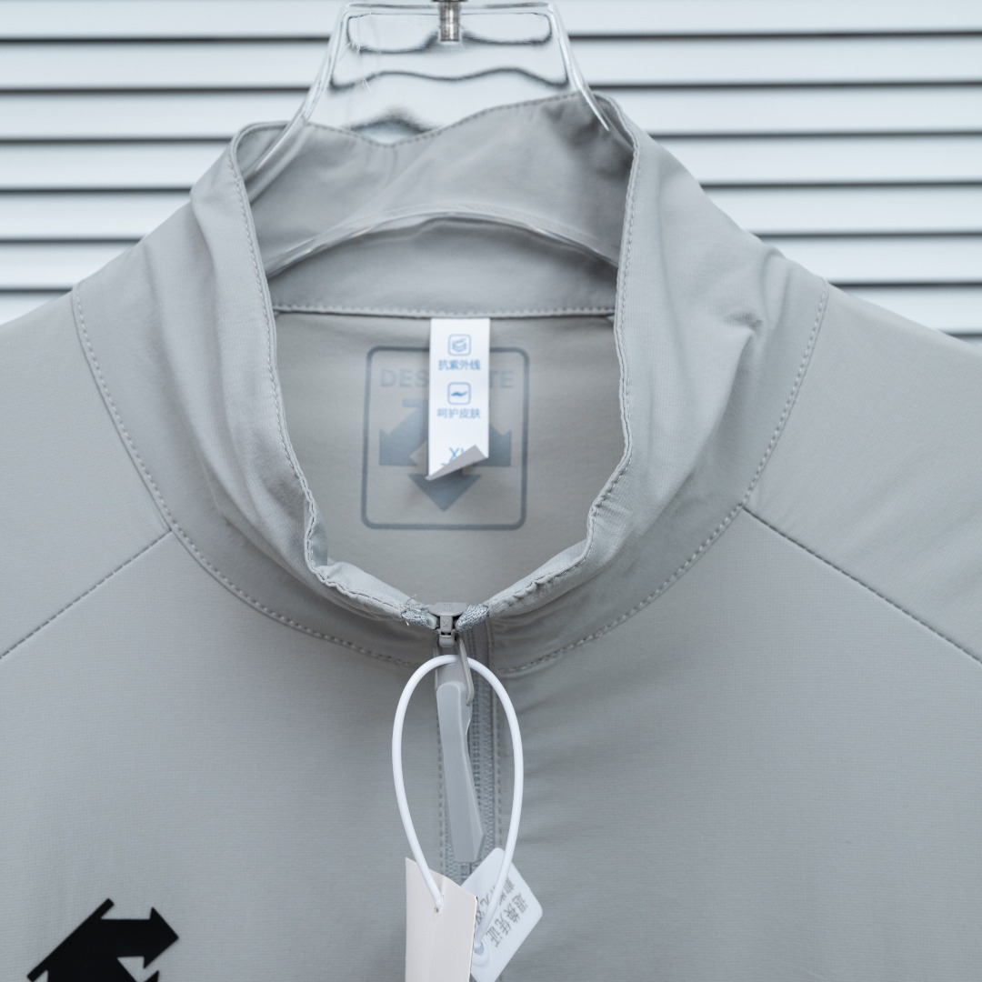 Descente 款式：迪桑特DESENTE速干透气防晒服外套