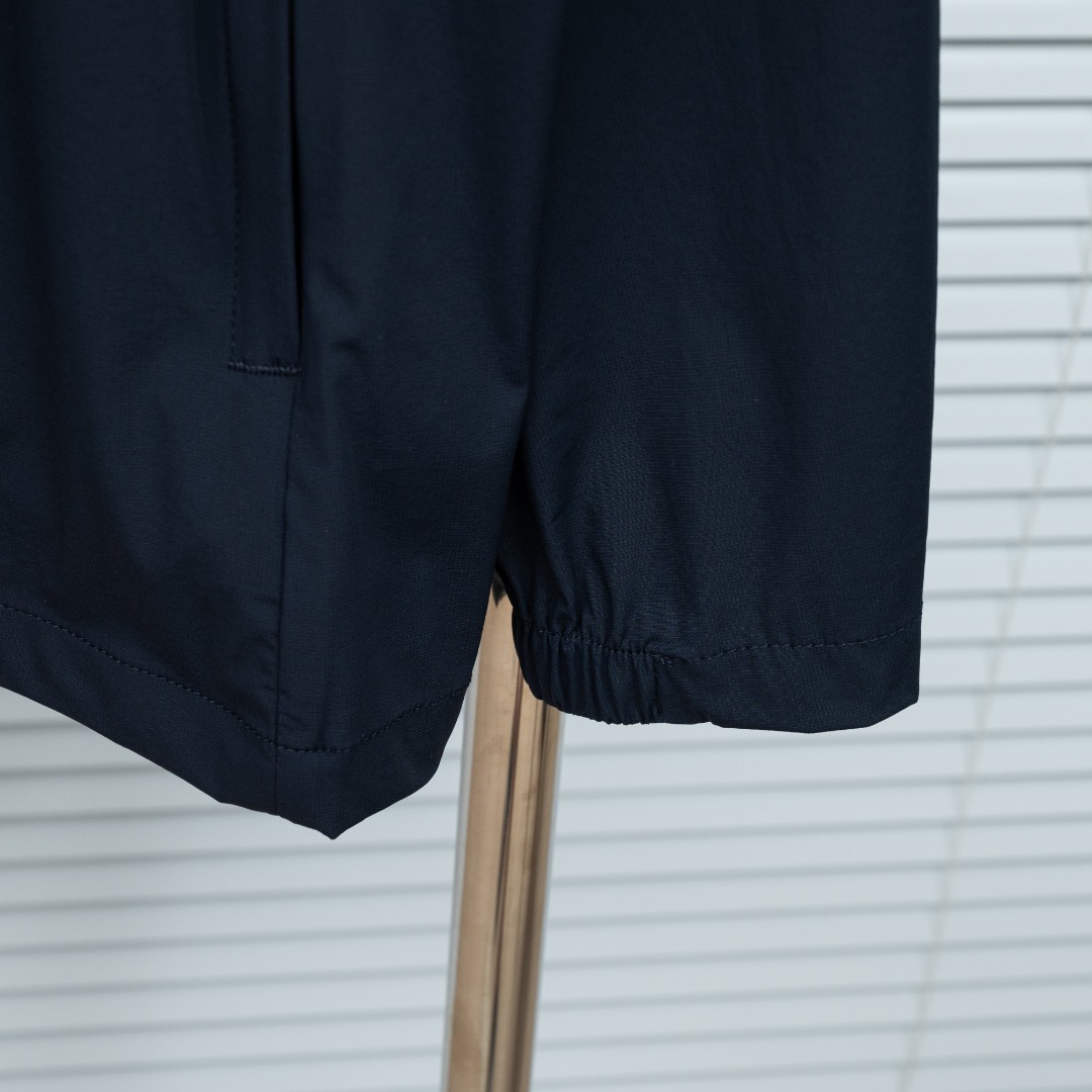 Descente 款式：迪桑特DESENTE速干透气防晒服外套