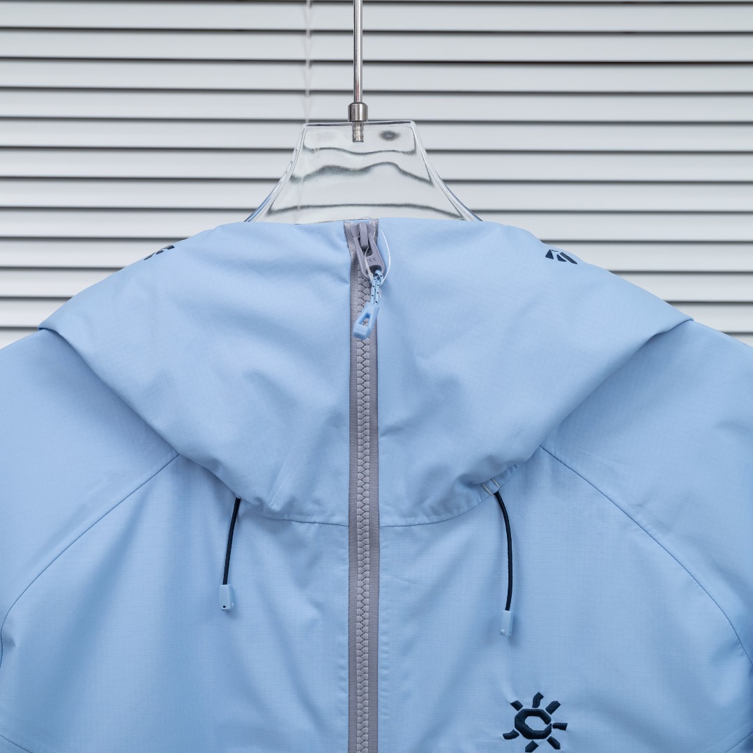 Kailas 款式：凯乐石KAILAS MONT X PRO 系列户外防水硬壳全压胶冲锋衣外套夹克