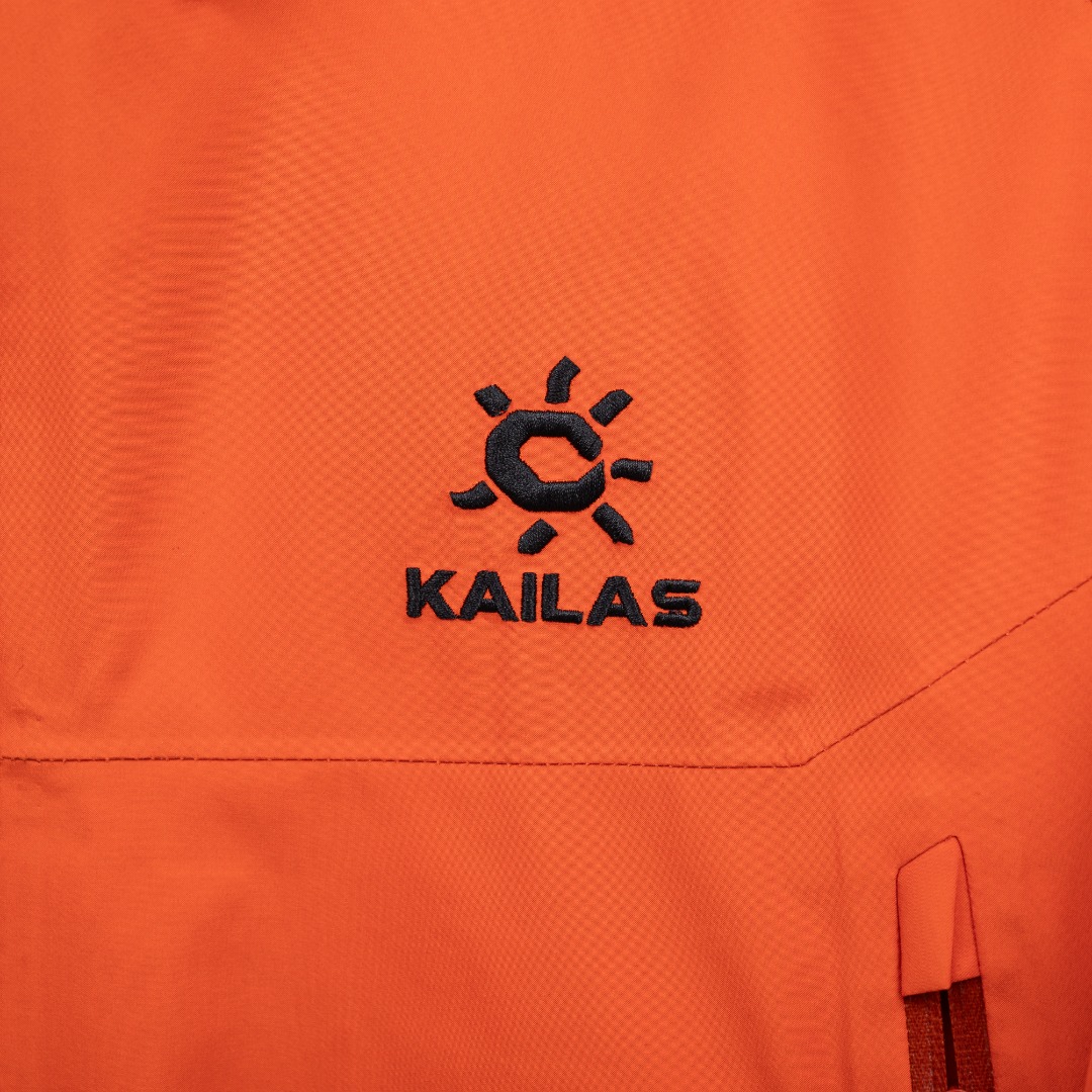 Kailas 款式：凯乐石KAILAS MONT X LT 系列户外防水硬壳全压胶冲锋衣外套夹克