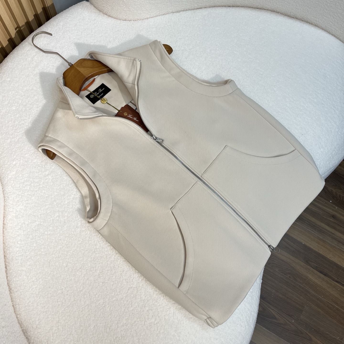 NO:497543,Beige details, alexander wang19860909米色细节,,alexander wang,Men's clothing