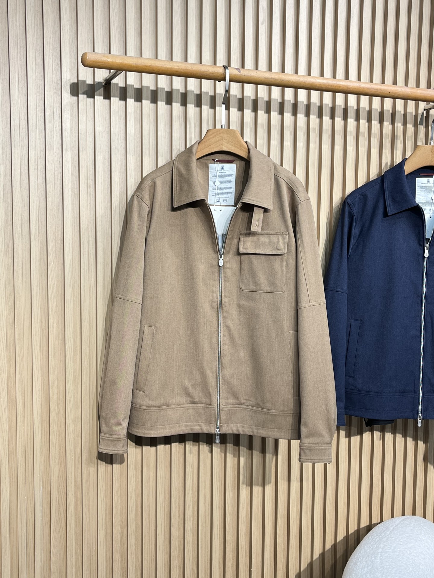 2025 Cotton Mixed Fibre Administrative Jacket in Three Classic Colors: Light Curry, Black, and Hidden Blue - 图片 4