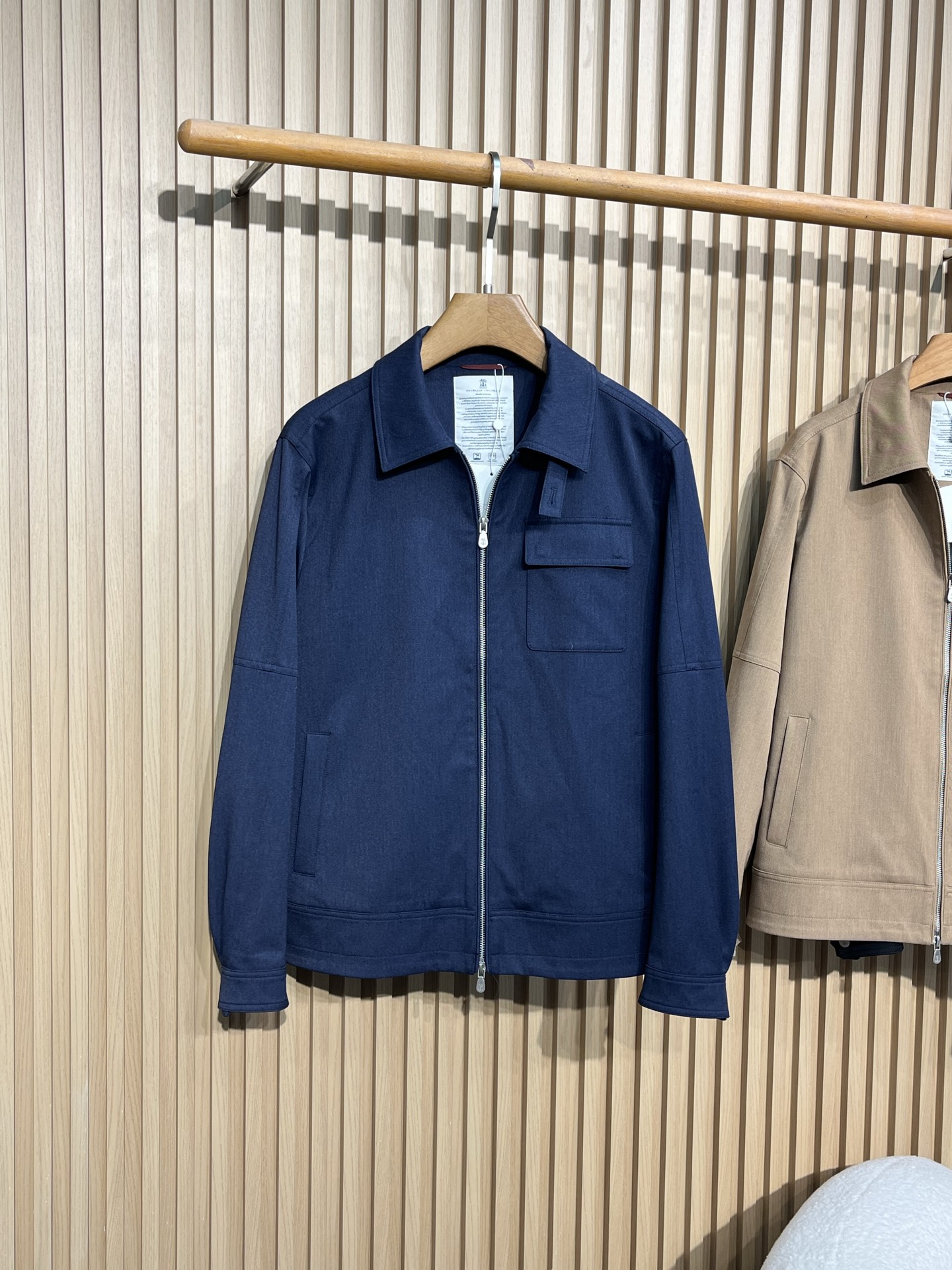 2025 Cotton Mixed Fibre Administrative Jacket in Three Classic Colors: Light Curry, Black, and Hidden Blue - 图片 5