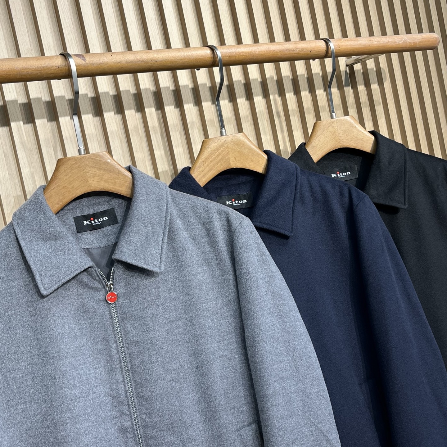 “New Fall/Winter Cotton Jacket for Men: High-End Fashion with Modern and Functional Design, Perfect for Outdoor Activities” - 图片 5