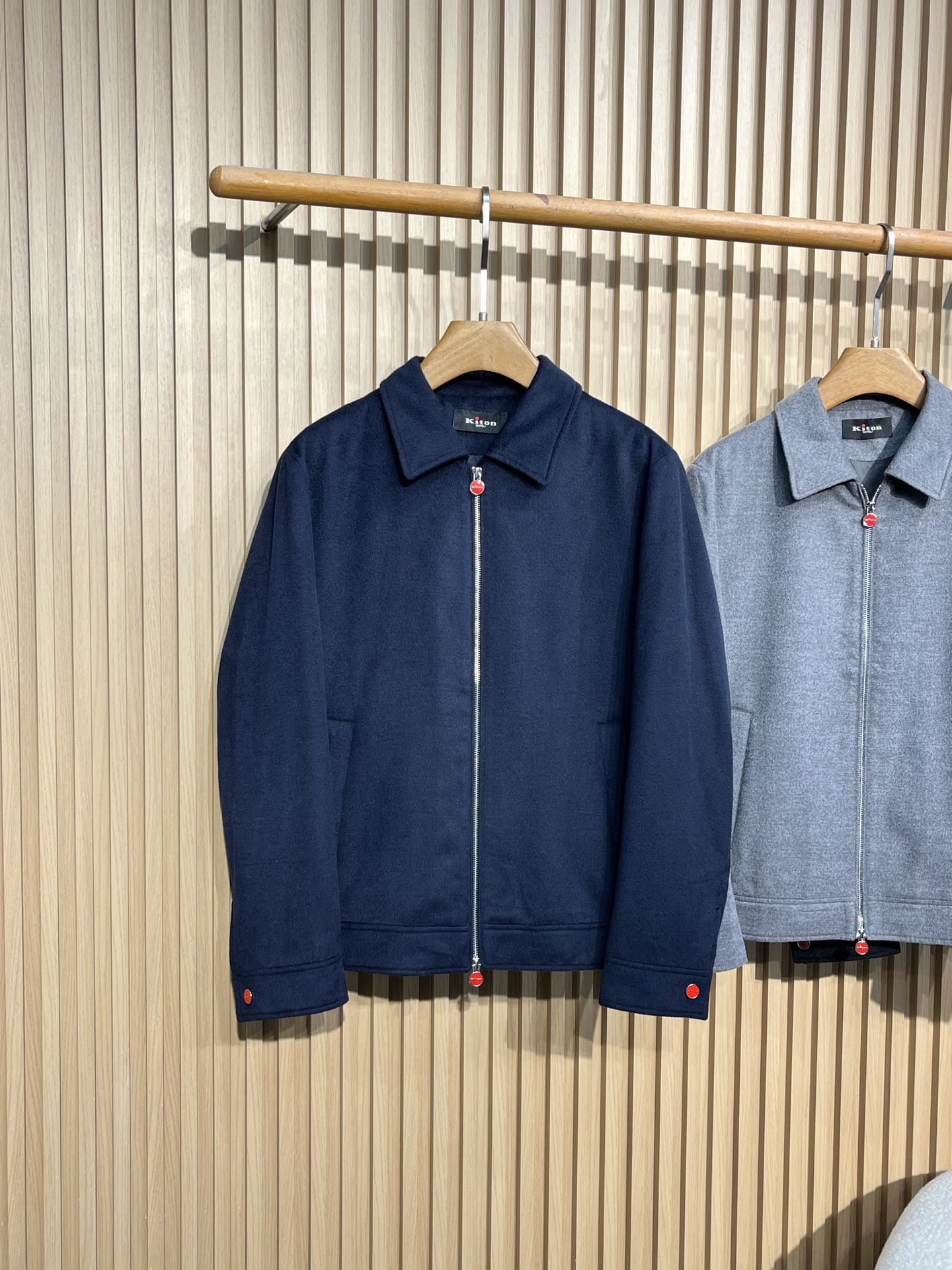 “New Fall/Winter Cotton Jacket for Men: High-End Fashion with Modern and Functional Design, Perfect for Outdoor Activities” - 图片 8