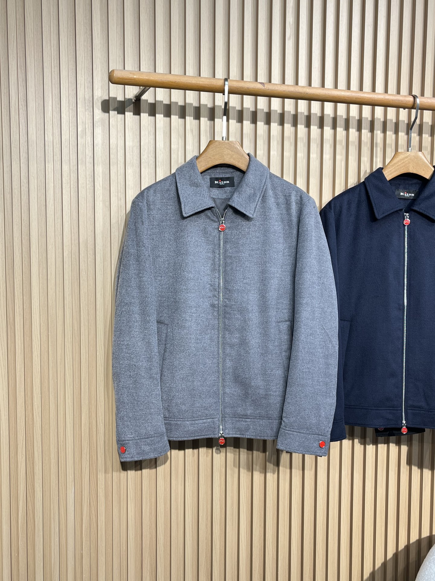“New Fall/Winter Cotton Jacket for Men: High-End Fashion with Modern and Functional Design, Perfect for Outdoor Activities” - 图片 7
