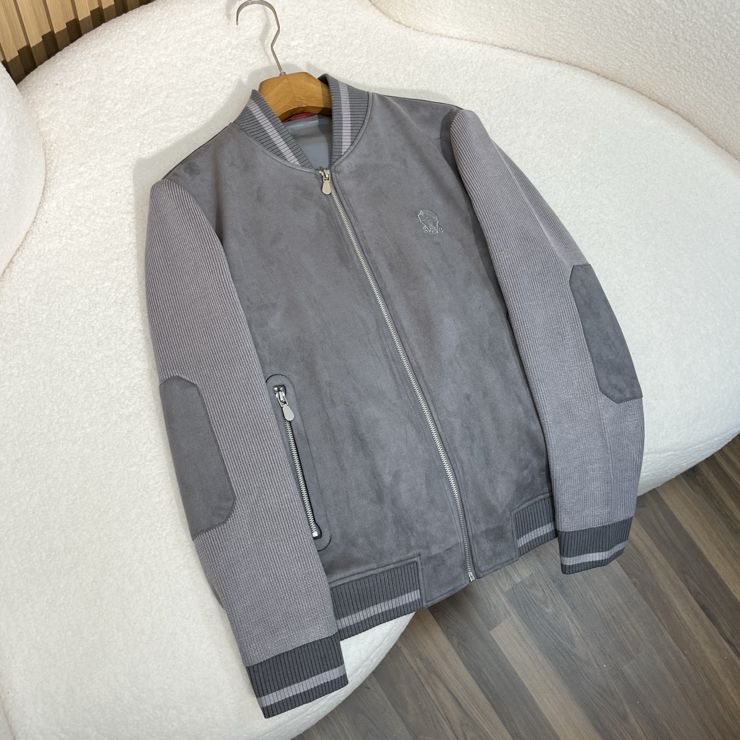 NO:504622,grey details, alexander wang19860909灰色细节,,alexander wang,Men's clothing