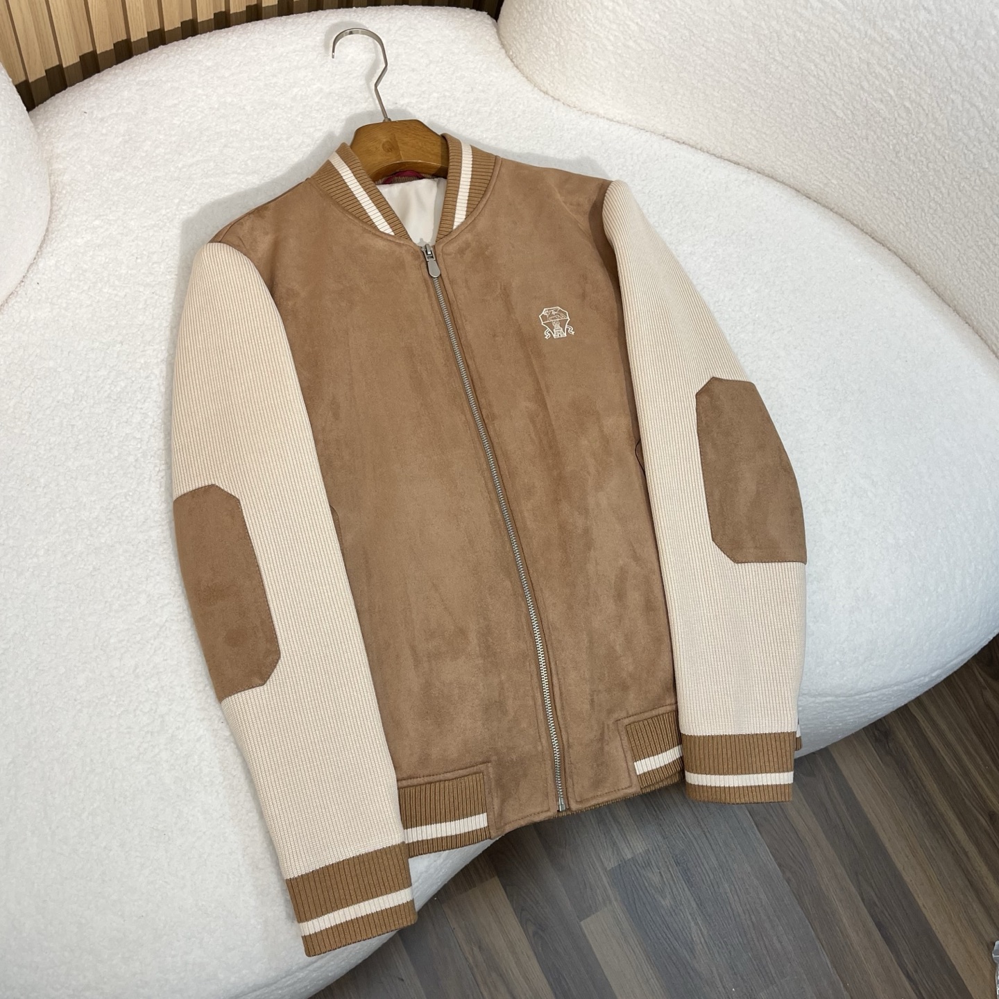 NO:504617,khaki details, alexander wang19860909卡其色细节,,alexander wang,Men's clothing