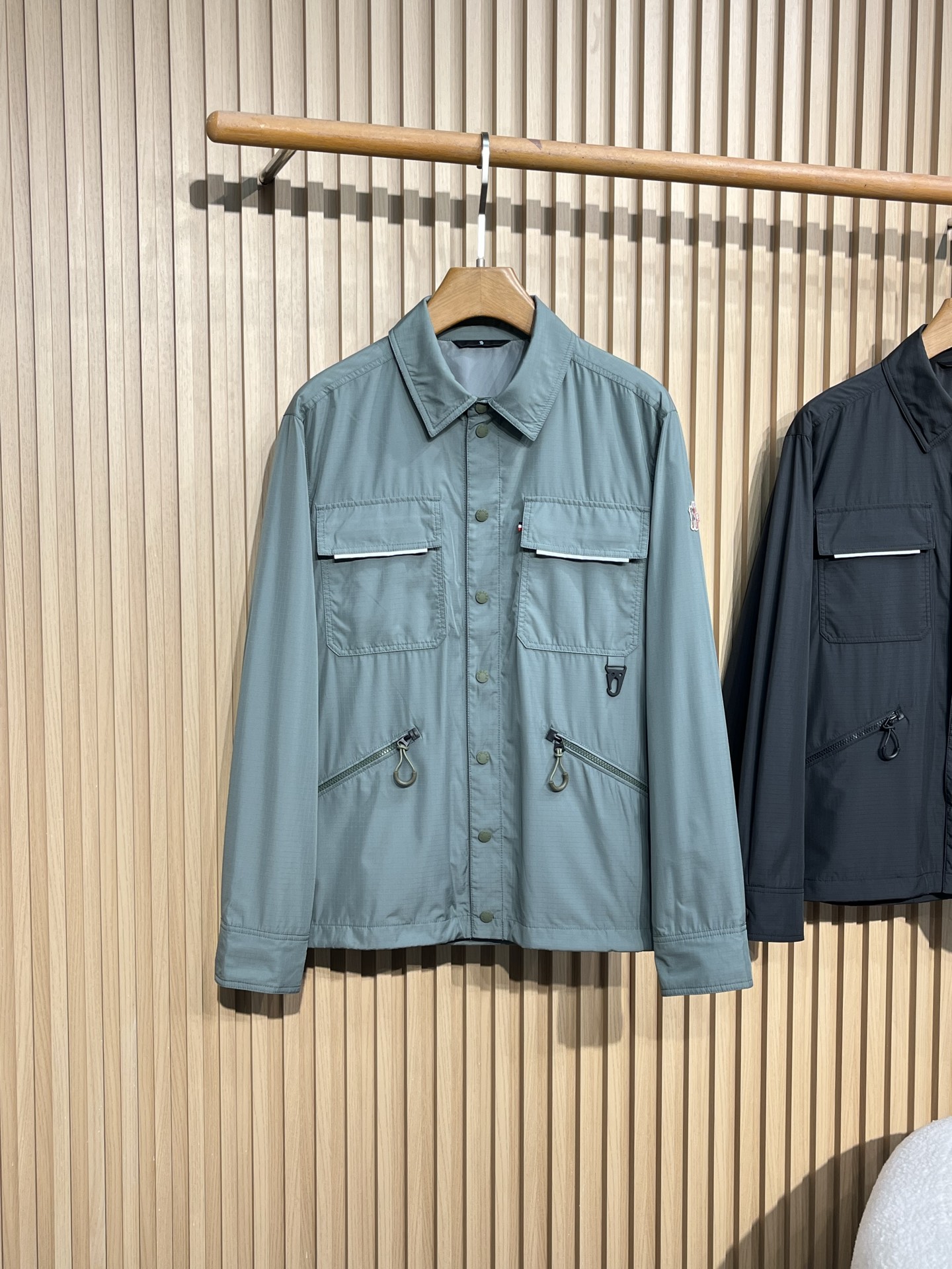 MOC25FW秋冬新款高密度尼龙防水衬衫式薄棉夹克，男士户外功能性登山系列夹克外套！贸易公司渠道稀出，同