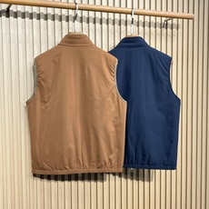 lP🆕75FW秋冬新款时尚立领拉链夹棉马甲,男士经典菱形绗缝双面穿无袖棉服外套!贸易公司渠道稀出,同步官 lP🆕75FW秋冬新款时尚立领拉链夹棉马甲,男士经典菱形绗缝双面穿无袖棉服外套!贸易公司渠道稀出,同步官