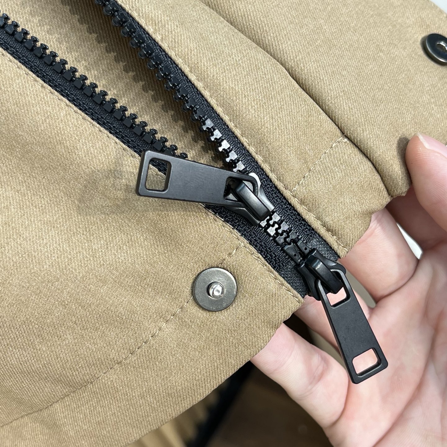 棉服 lP🆕75FW秋冬新款科技防水纤维户外机能连帽棉衣，男士反光徽标印花插肩袖拉链棉服夹克外套！贸易公