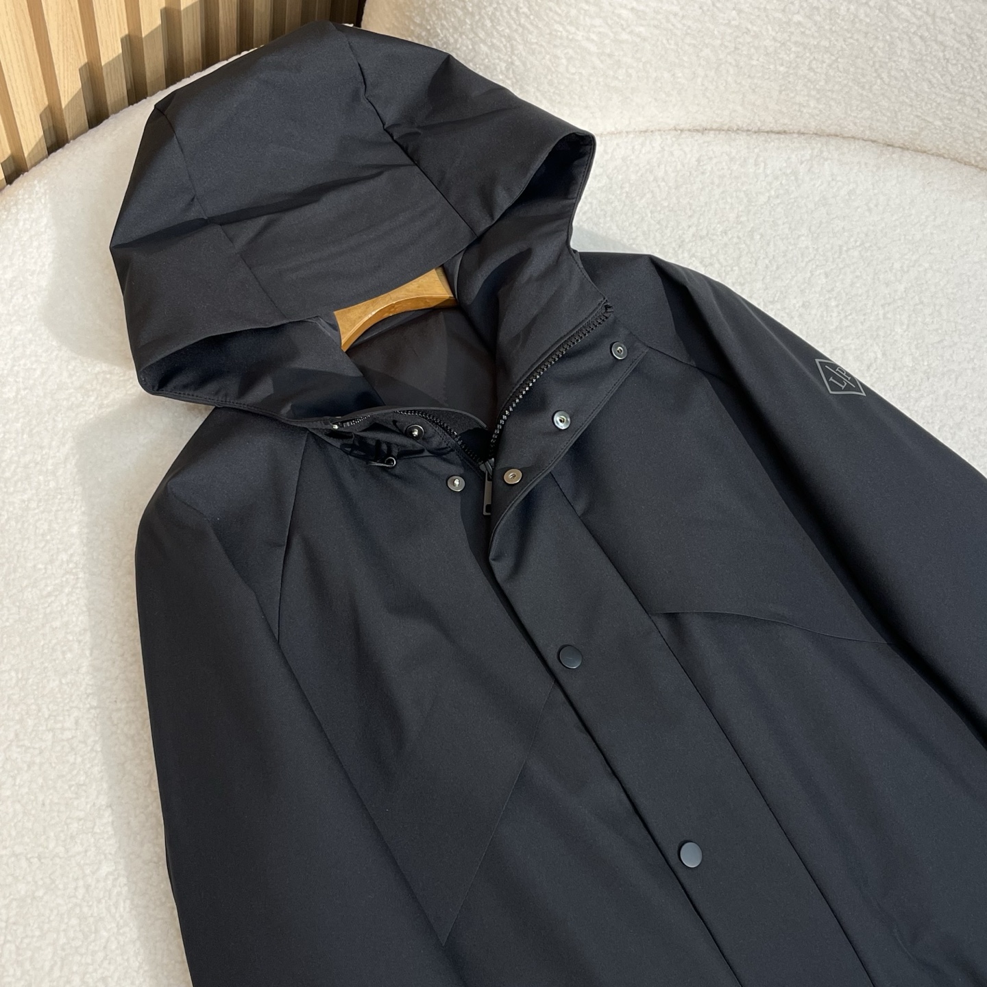 NO:522750,Black details, alexander wang19860909黑色细节,,alexander wang,Men's clothing