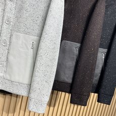 羽绒服 LOE家甄选含13%羊毛花纱纱线提花走线轮廓搭配真皮口袋撞色门襟扣款外套男士经典针织夹克:质感与格调的双重诠释 羽绒服 LOE家甄选含13%羊毛花纱纱线提花走线轮廓搭配真皮口袋撞色门襟扣款外套男士经典针织夹克:质感与格调的双重诠释
