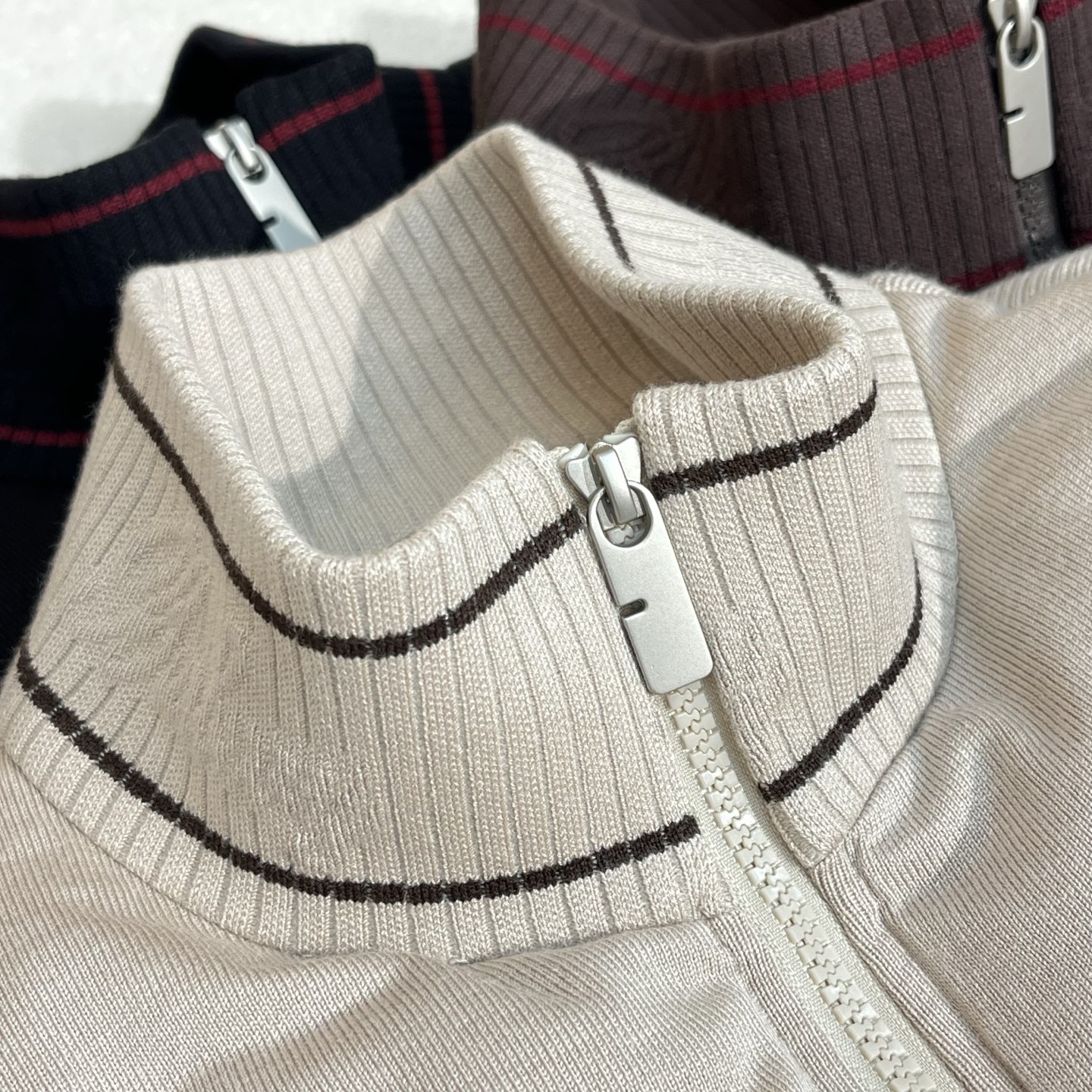 羽绒服 三色细节