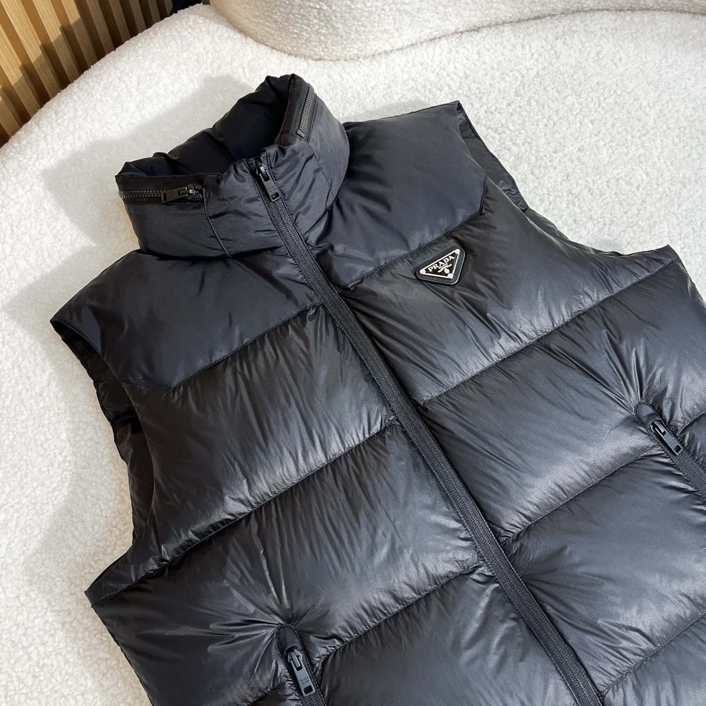 羽绒服 黑色细节