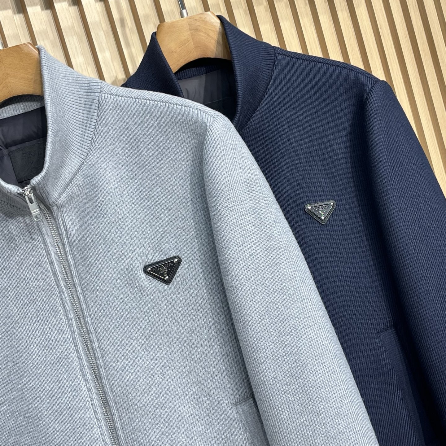 羽绒服 普拉达 25秋冬男士时尚针织羽绒服 轻奢时尚休闲风格，轻盈保暖柔软！低调系列时尚百搭，就是有型！