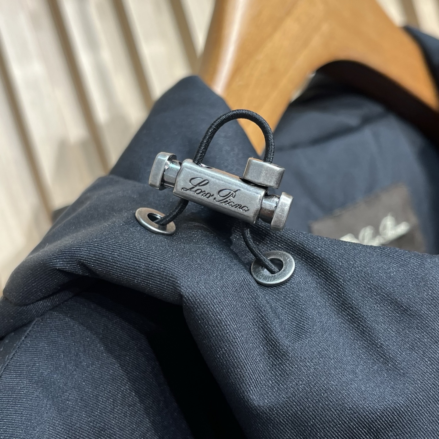 羽绒服 秋冬出品新款！lP🆕老钱风经典时尚男士连帽羽绒服，时髦奢华，今年最新流行的款式，方便轻盈保暖柔软