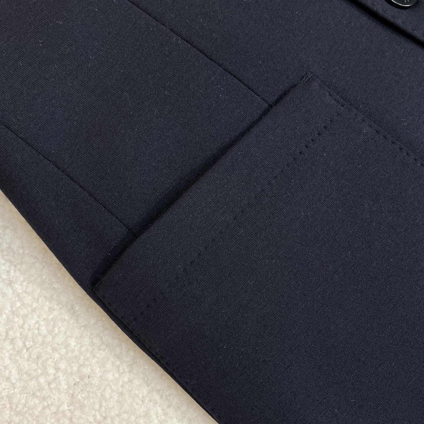 羽绒服 蓝色细节