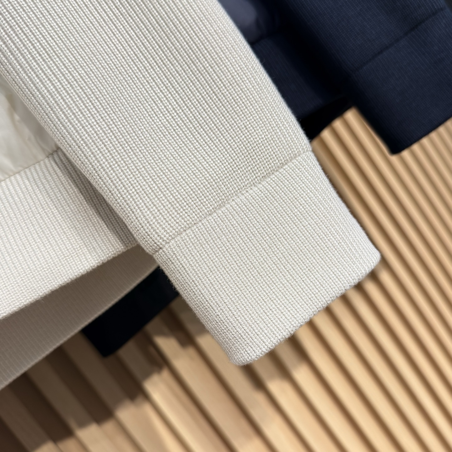 羽绒服 lP🆕-Loro Piana诺悠翩雅老钱风经典男士商务休闲针织羽绒服外套颇具意大利典型风格的时装