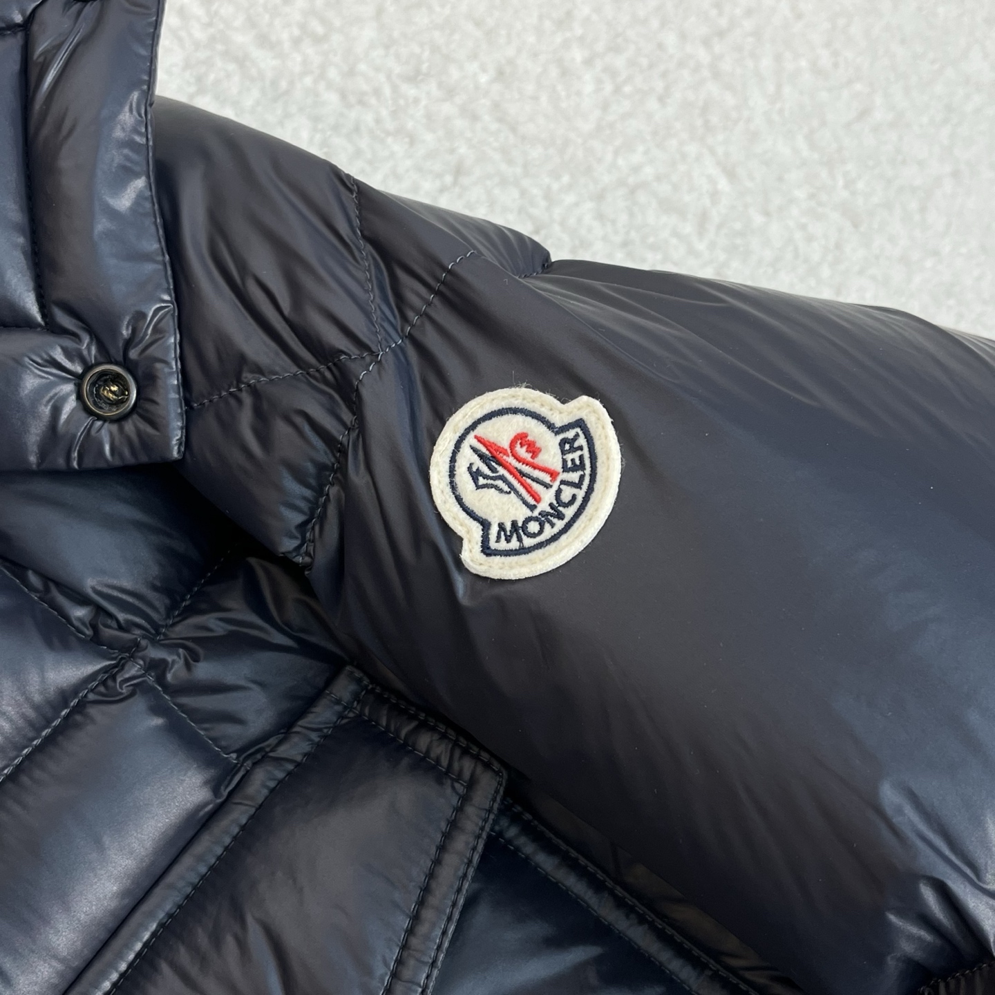 羽绒服 黑色细节