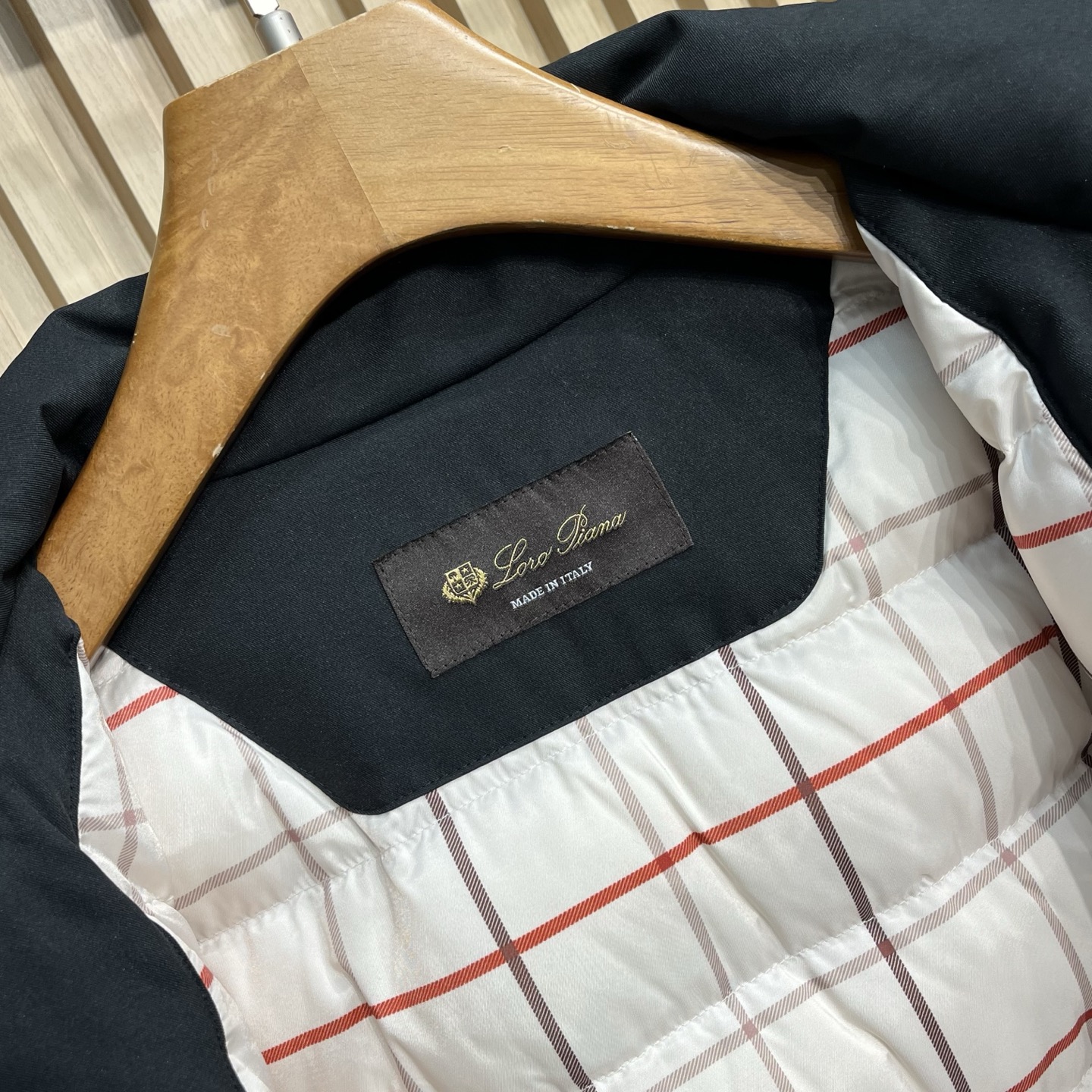 羽绒服 lP🆕休闲款款羽绒服，贸易公司渠道货，25年A/W秋冬新品，高端Loro Piana系列，年度压