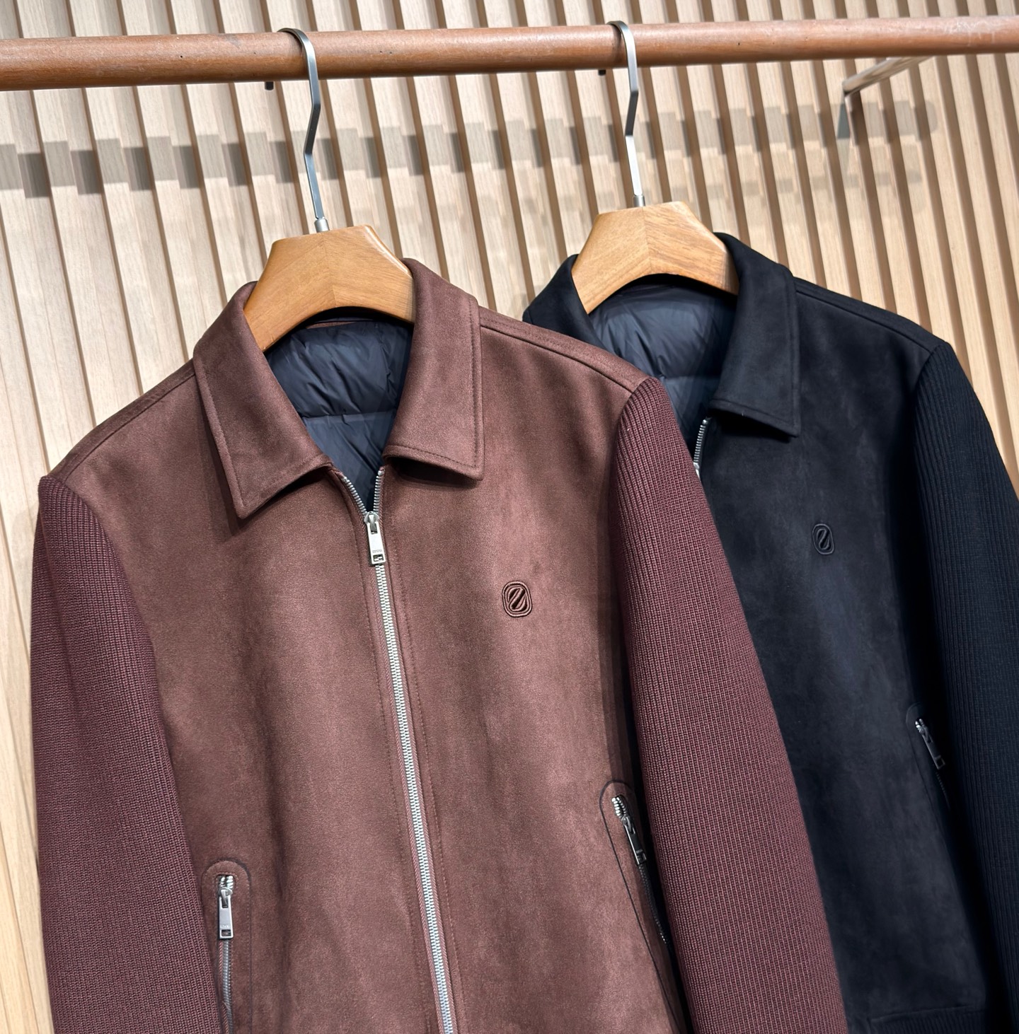 羽绒服 贸易公司洋行货，高级心水之物，ZEGN*麂皮针织拼接系列羽绒服，正面大身采用优质麂皮混纺面料，手