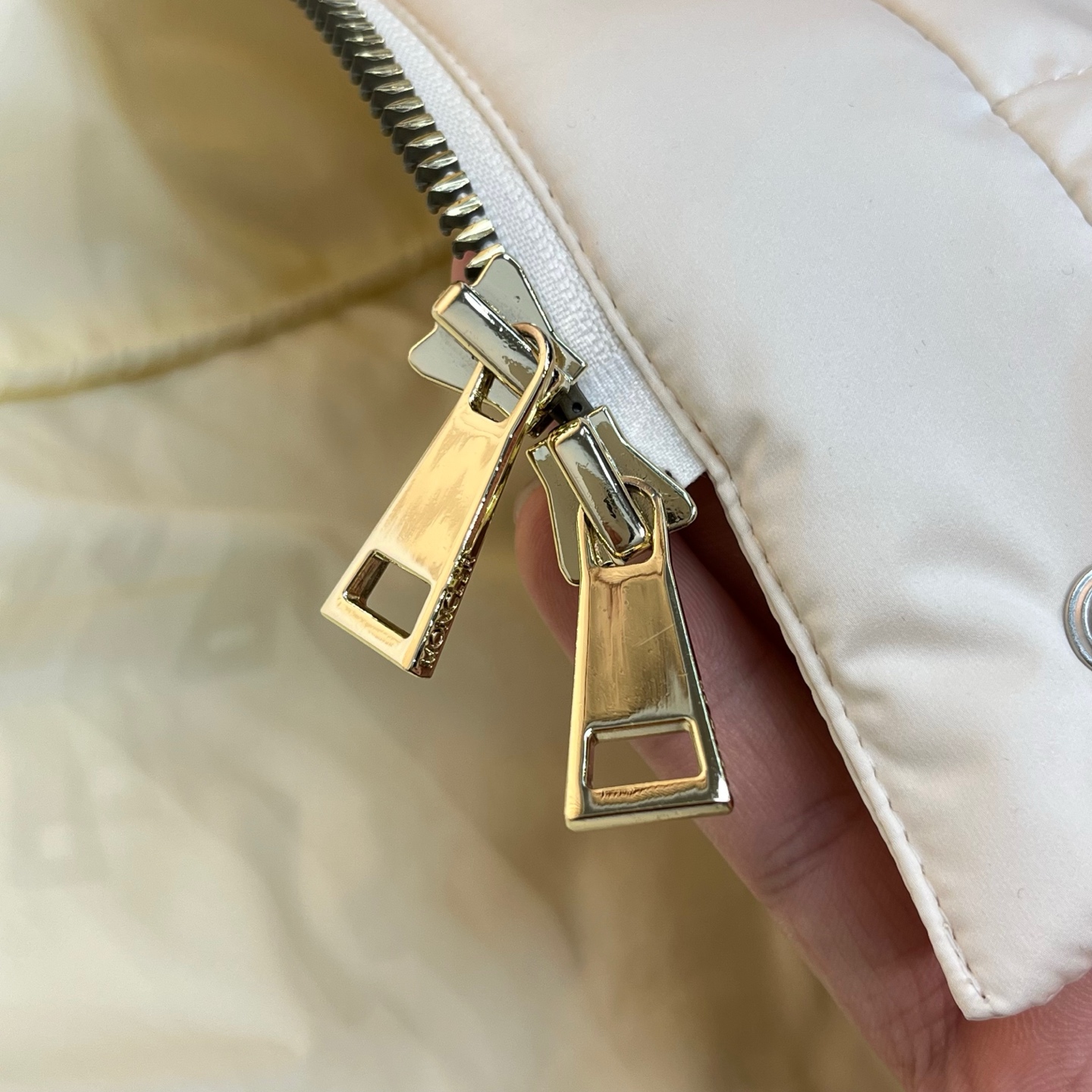 羽绒服 细节实拍