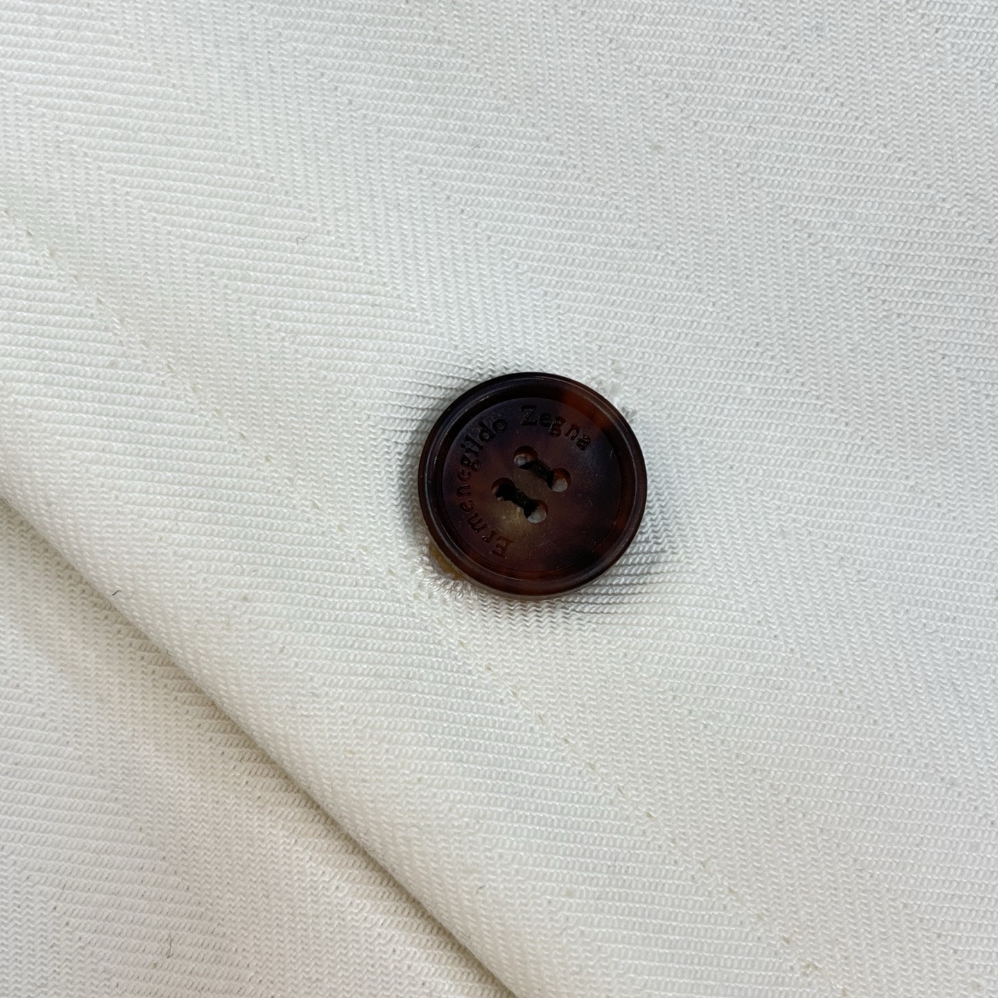白色细节