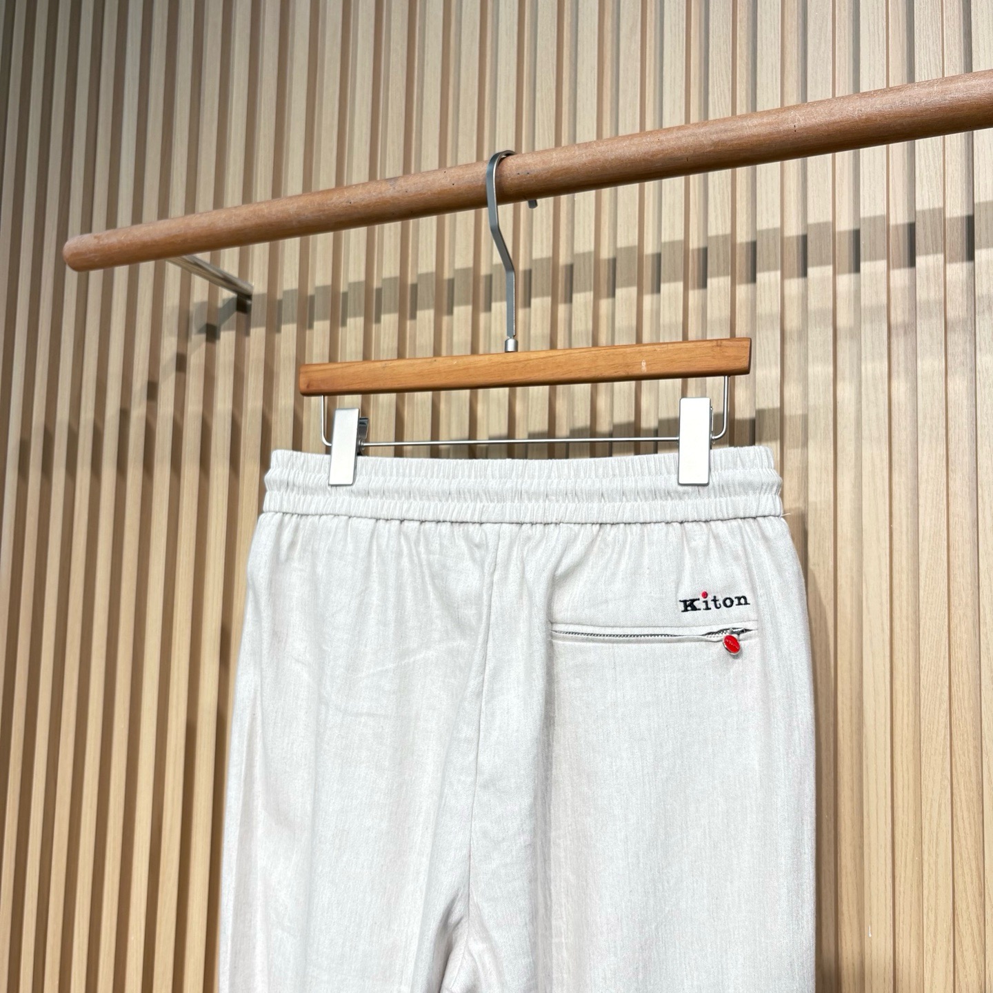【96105】 kiton 春夏新品 亚麻长裤休闲商务小直筒休闲西裤，专柜主推款！！商务通勤皆可轻松驾驭