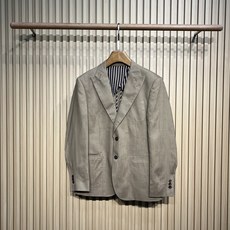 Loro Piana新款系列男士轻奢亚麻绅士西服!都市时尚休闲修身合体的版型两粒扣西服!整件西服清新优雅,男士奢潮穿搭, Loro Piana新款系列男士轻奢亚麻绅士西服!都市时尚休闲修身合体的版型两粒扣西服!整件西服清新优雅,男士奢潮穿搭,
