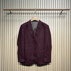 Loro Piana新款系列男士轻奢亚麻绅士西服!都市时尚休闲修身合体的版型两粒扣西服!整件西服清新优雅,男士奢潮穿搭, Loro Piana新款系列男士轻奢亚麻绅士西服!都市时尚休闲修身合体的版型两粒扣西服!整件西服清新优雅,男士奢潮穿搭,
