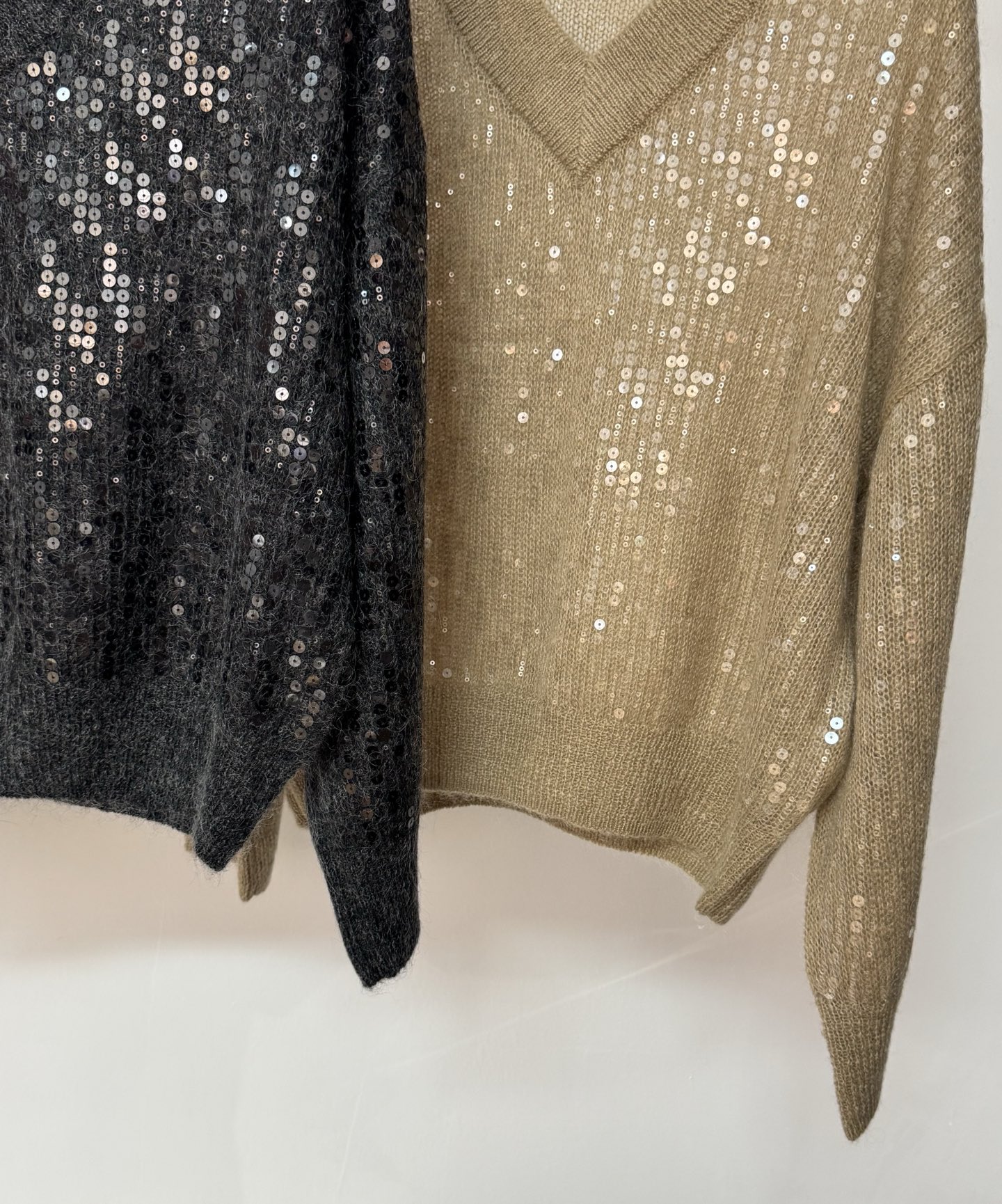 Sequin V-Neck Mohair Blend Pullover Sweater - Soft and Stylish Knitwear 8 i1751725968790 1905 0 4