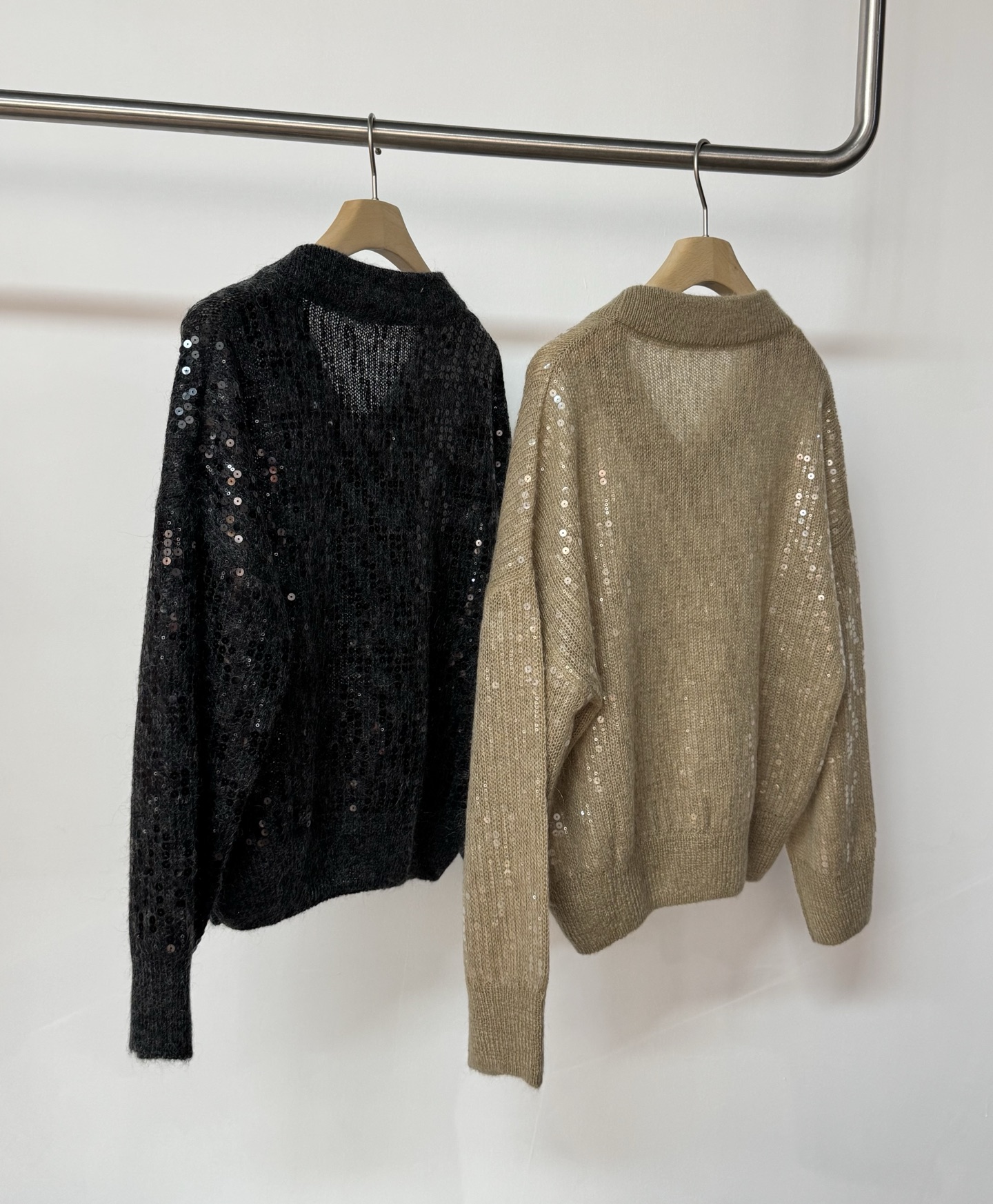 Sequin V-Neck Mohair Blend Pullover Sweater - Soft and Stylish Knitwear 4 i1751725968805 6442 0 5