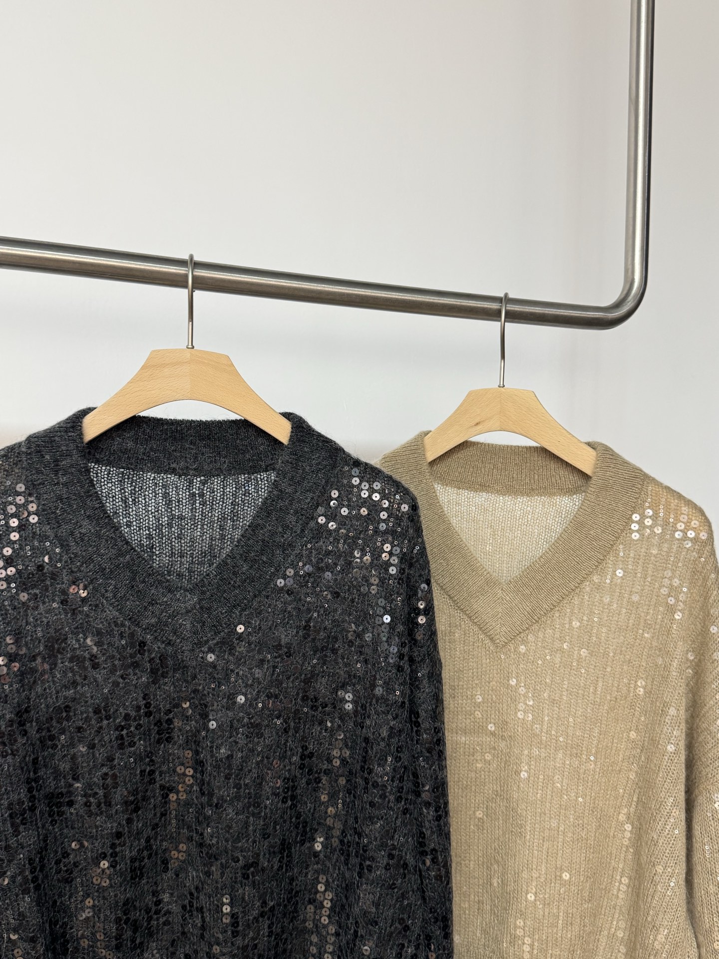 Sequin V-Neck Mohair Blend Pullover Sweater - Soft and Stylish Knitwear 6 i1751726180434 9452 0 1