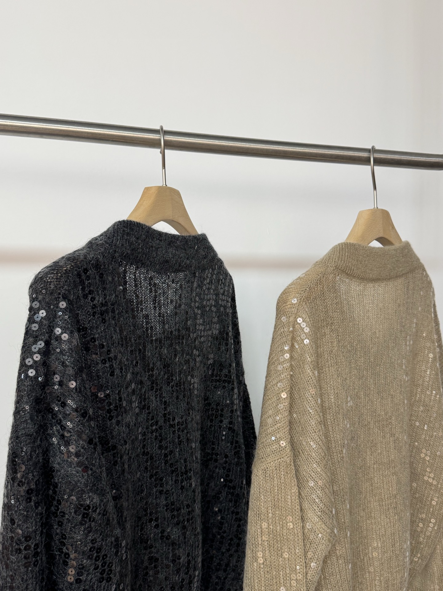 Sequin V-Neck Mohair Blend Pullover Sweater - Soft and Stylish Knitwear 5 i1751726181690 8645 0 4