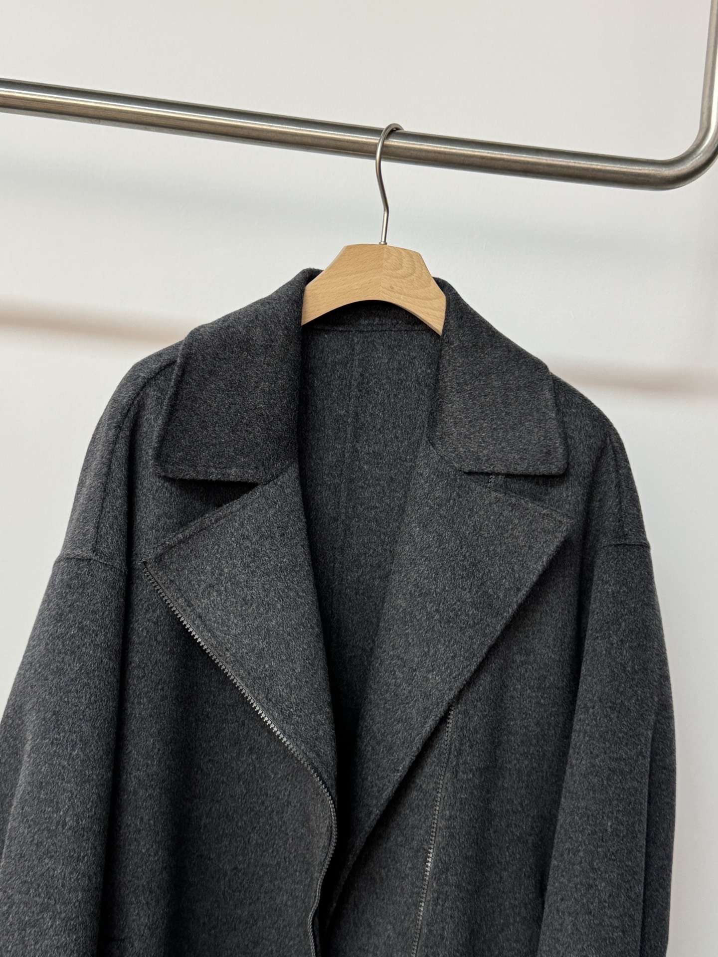 Elegant Women's Double-Faced Wool Cashmere Coat with Asymmetrical Zipper 4 i1756096186988 2020 0 4