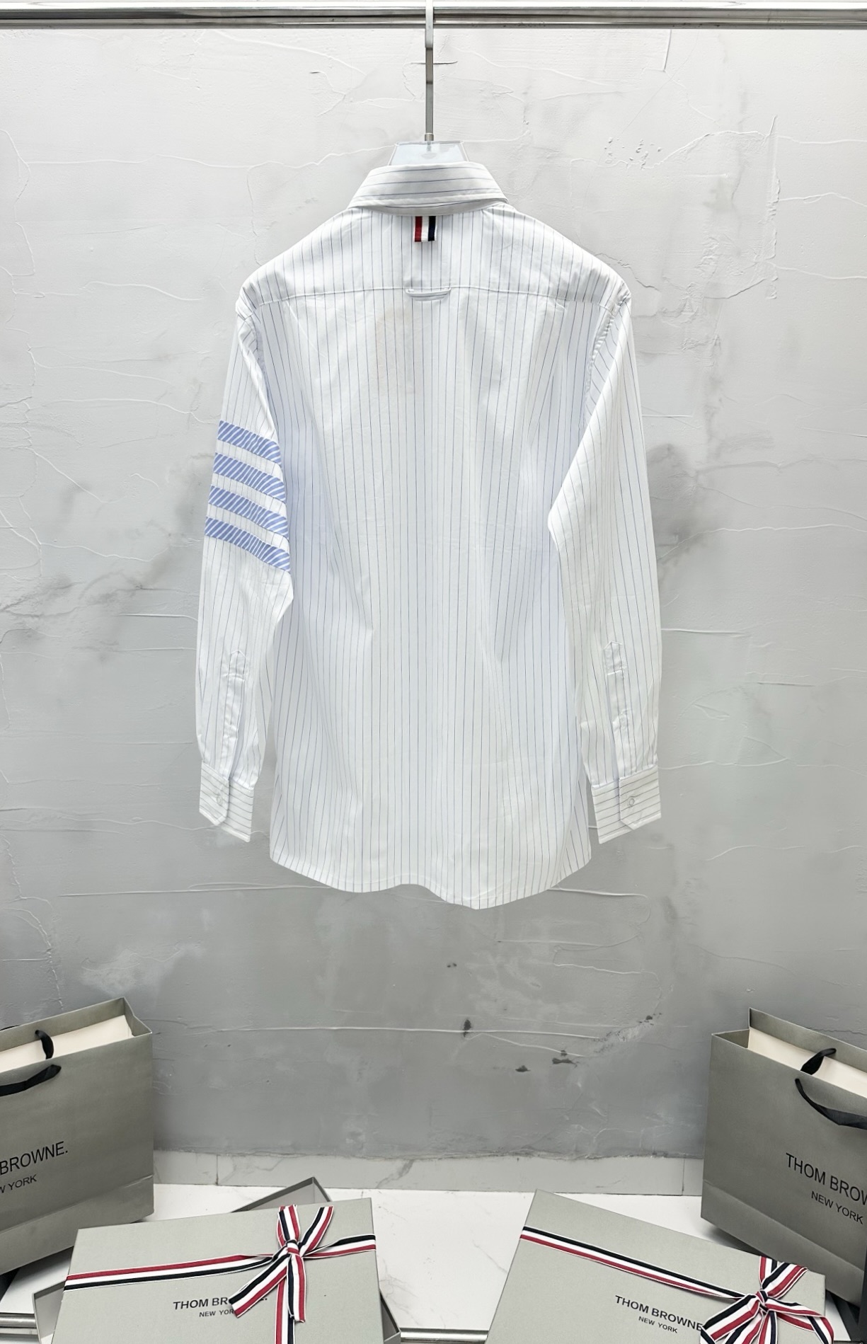 톰브라운 남성 긴팔 130421 Thom Browne Long Sleeve 썸네일 이미지