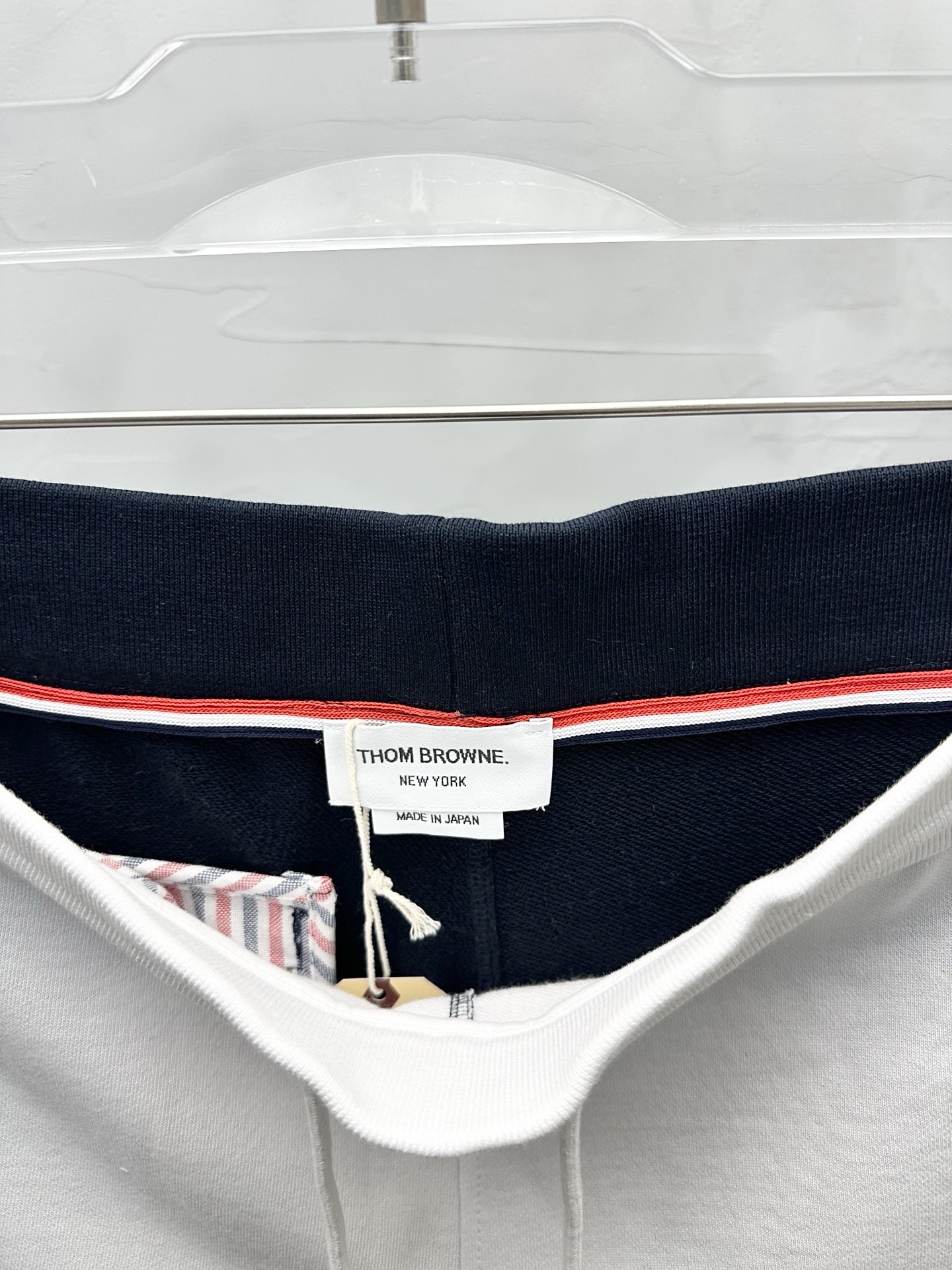 톰브라운 남성 반바지 130414 Thom Browne Shorts 썸네일 이미지