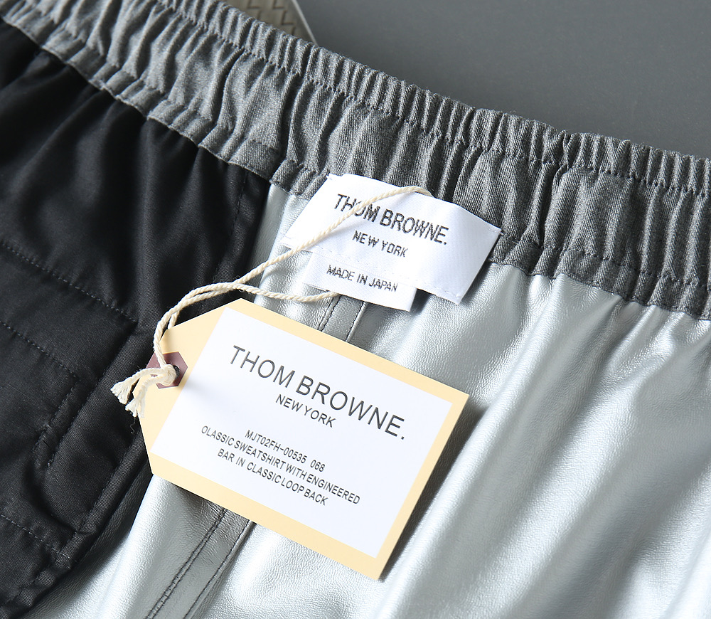 톰브라운 남성 반바지 130307 Thom Browne Shorts 썸네일 이미지
