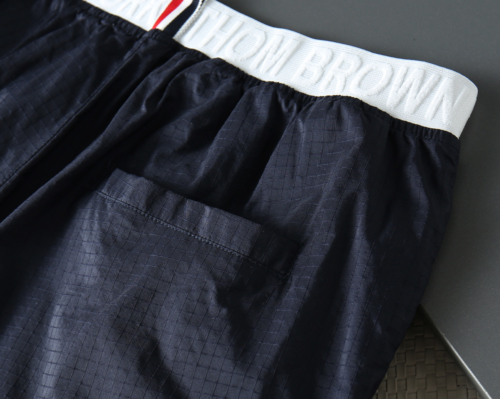 톰브라운 남성 반바지 130353 Thom Browne Shorts 썸네일 이미지