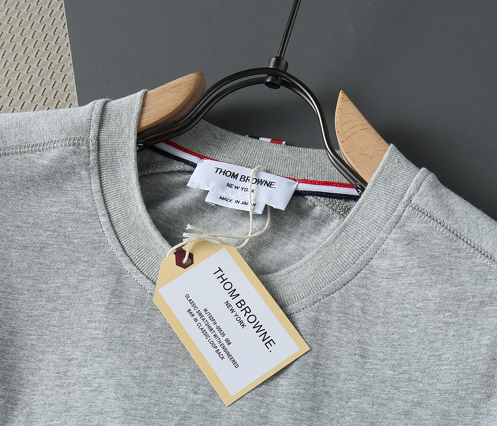 톰브라운 남성 반팔 130370 Thom Browne T Shirt 썸네일 이미지
