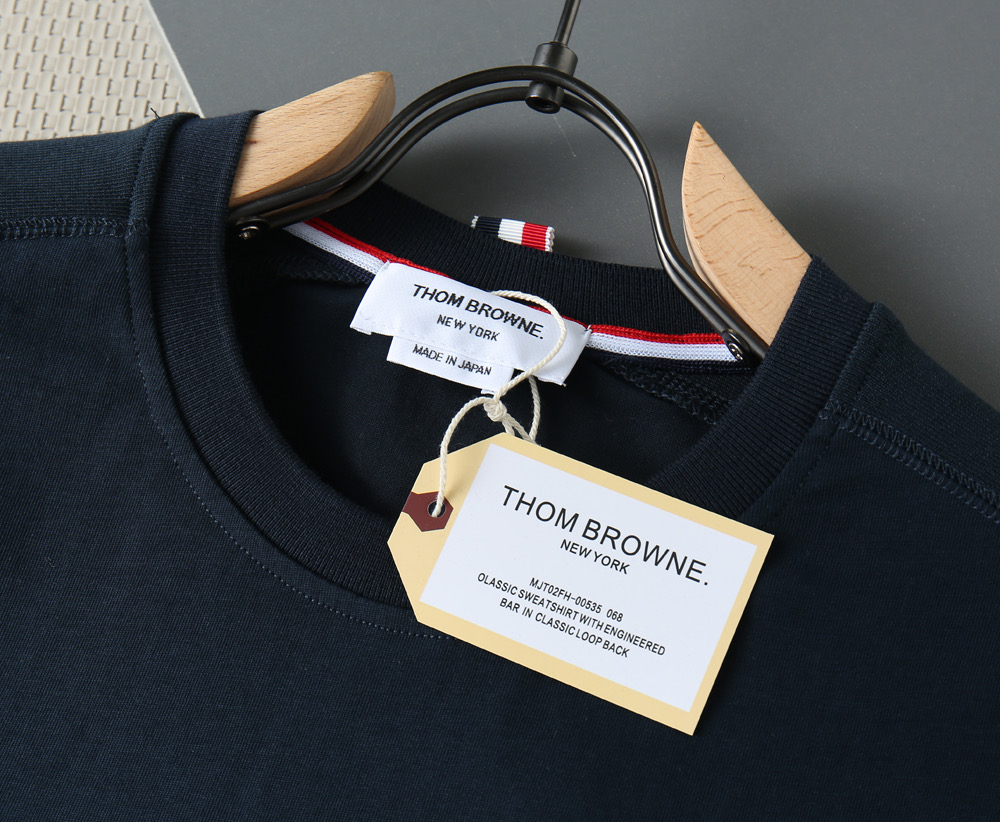 톰브라운 남성 반팔 130368 Thom Browne T Shirt 썸네일 이미지