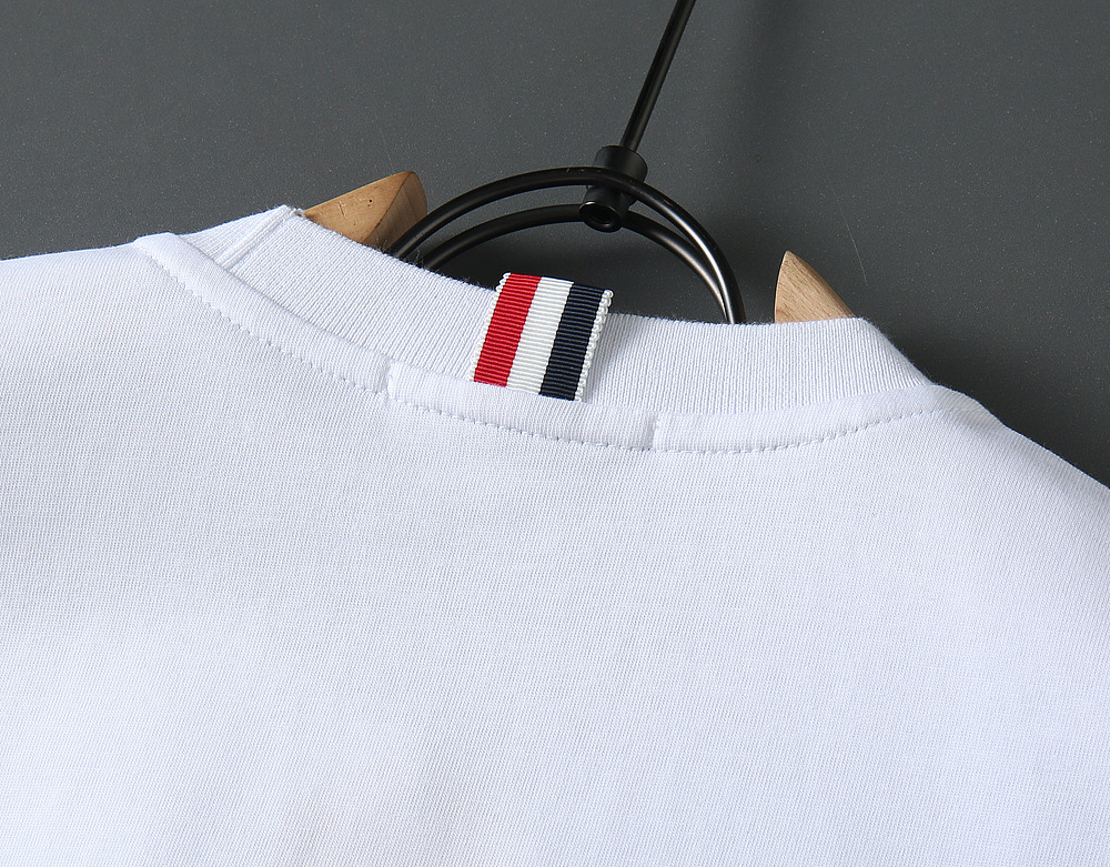 톰브라운 남성 반팔 130343 Thom Browne T Shirt 썸네일 이미지