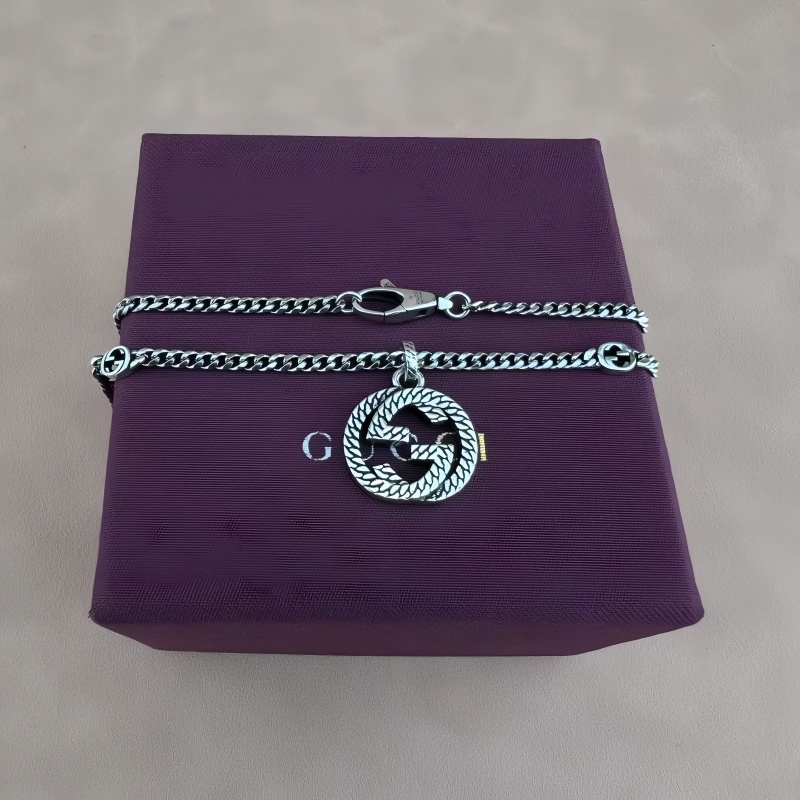 Gucci螺纹双G项链 - エレガントなデザイン