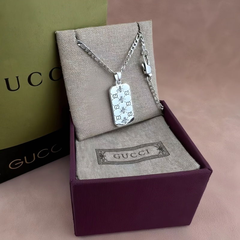 Gucci 蜜蜂項チェーン - サイズ調整可能なデザイン
