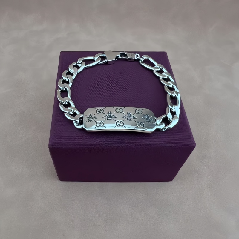 Gucci 蜜蜂項チェーン - サイズ調整可能なデザイン